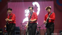 Untuk diketahui sebelum The Changcuters tampil, dilakukan pembagian hadiah bagi pemenang masing-masing peserta lomba yang digelar Daihatsu Kumpul Sahabat Bandung. Ada banyak kemeriahan dalam acara hari ini. Daihatsu Kumpul Sahabat Bandung menjadi agenda untuk para pengguna dan pecinta mobil Daihatsu yang terbuka untuk umum.