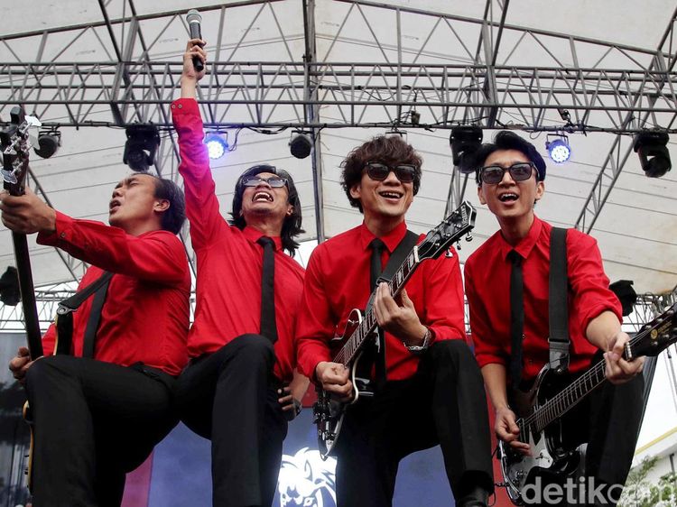 Pecah! The Changcuters Tutup Daihatsu Kumpul Sahabat Bandung dengan Semangat