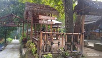 Pintu masuk Curug Ibun.