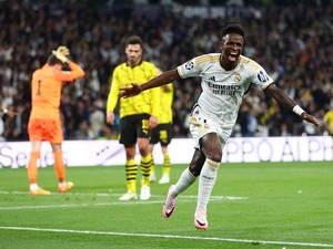 Gol Vinicius Bawa Real Madrid Ungguli Dortmund 2-0