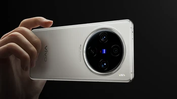 7. Vivo X100s Pro yang mencetak skor 2.043.218. Foto: Vivo