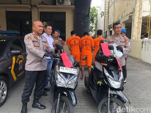 Detik-detik Tukang Sapu Jogja Dicegat 3 Pemabuk-Motor Dirampas