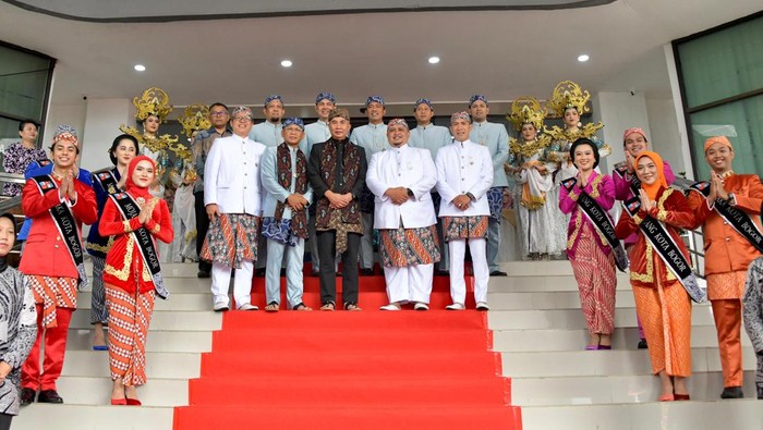 Bey di Sidang Paripurna Bogor