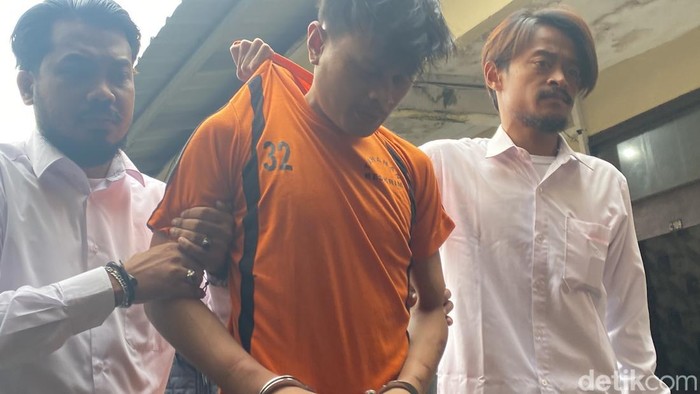 Buron pelaku pembacokan di Sukabumi