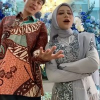 Cimoy dan kekasihnya yang diketahui bernama Dimas itu juga membuat konten video bersama. Ekspresi bahagia tampak jelas di wajah keduanya. Foto: Instagram/@cimoynuraini_wjy