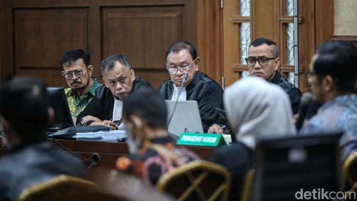 Sidang KPK Soroti Kesaksian Sahroni dan Anggota DPR Terkait Kasus Suap SYL