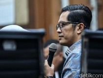 Momen Febri Diansyah Dicecar Hakim soal Honor Rp 3,1 M dari SYL