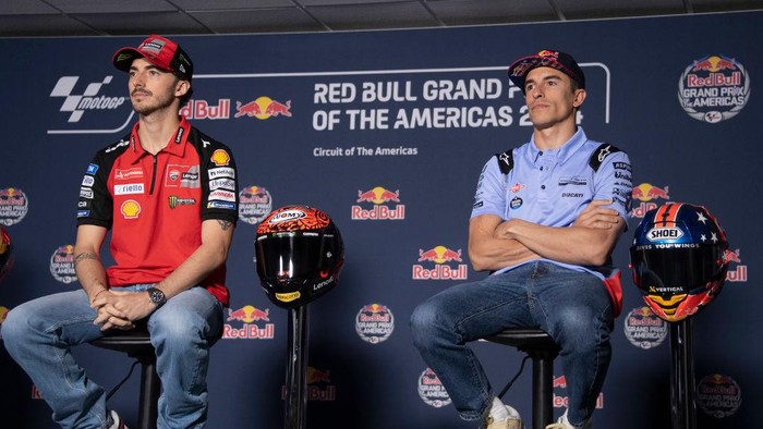 AUSTIN, TEXAS - APRIL 11:  Francesco Bagnaia of Italy and Ducati Lenovo Team (L) and Marc Marquez of Spain and Gresini Racing MotoGP look on during the press conference pre-event during the MotoGP Of The Americas - Previews at Circuit of The Americas on April 11, 2024 in Austin, Texas.  (Photo by Mirco Lazzari gp/Getty Images)
