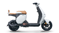 Soal harga, Wuyang Honda U-Qe dibanderol mulai 2.599 yuan (Rp 5,8 juta) hingga yang termahal 3.999 yuan (Rp 8,9 juta). Dengan harga semurah itu dan fitur-fitur unggul yang ditawarkan, apakah skuter listrik ini cocok dijual di Indonesia? Foto: Dok. Wuyang Honda