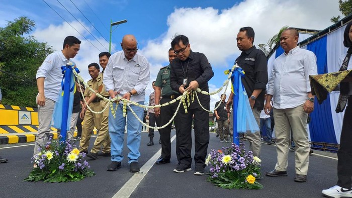 Jembatan Buk Pitoeng di Banyuwangi