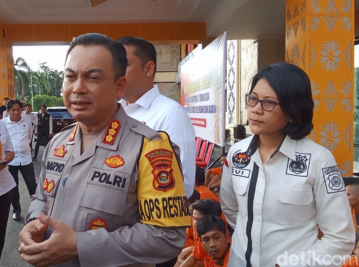 Kapolrestabes Palembang Kombes Harryo Sugihartono usai merilis ungkap kasus kriminal di Palembang.