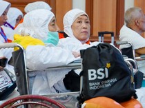 Layanan Kursi Roda untuk Jemaah Haji Lansia