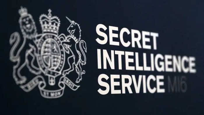 A Secret Intelligence Service (MI6) logo is pictured ahead of a speech by Alex Younger, incoming head of Britains MI6 foreign intelligence agency, at the University of St Andrews in Str Andrews, east Scotland on December 3, 2018. (File photo: AFP)