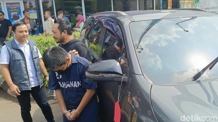 Mahasiswa kedokteran di Semarang diamankan usai membawa kabur mobil temannya, Senini (3/6/2024).