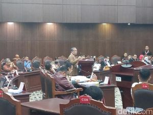 Eks Hakim MK Nilai Pileg DPD Sumbar Batal gegara Irman Gusman Tak Masuk DCT