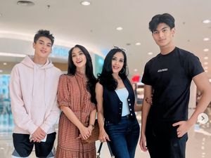 Gaya Maudy Koesnaedi & Diah Permatasari Hangout Bareng 2 Putra Gantengnya