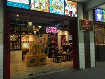 Melihat Lebih Dekat Iboe Griya Herba, Kafe Aneka Jamu di Surabaya