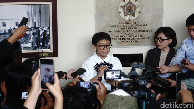 Menlu Retno Marsudi ditemui wartawan di UGM, Senin (3/6/2024).