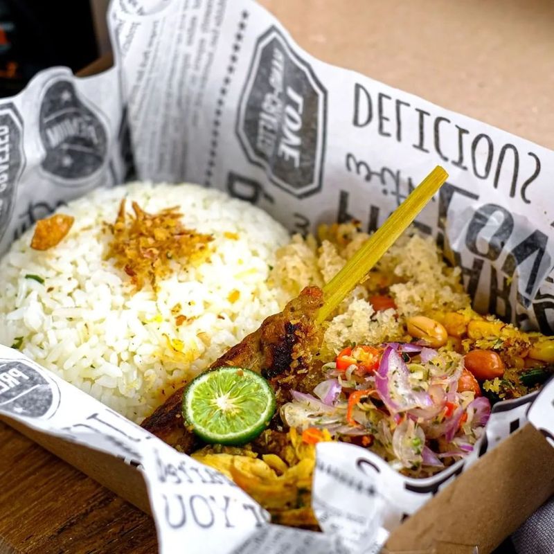 Rekomendasi nasi campur Bali di Jakarta
