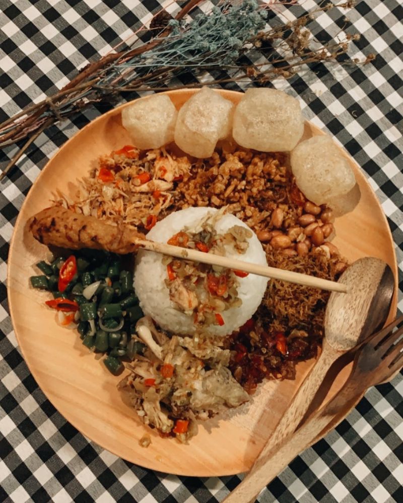 Rekomendasi nasi campur Bali di Jakarta