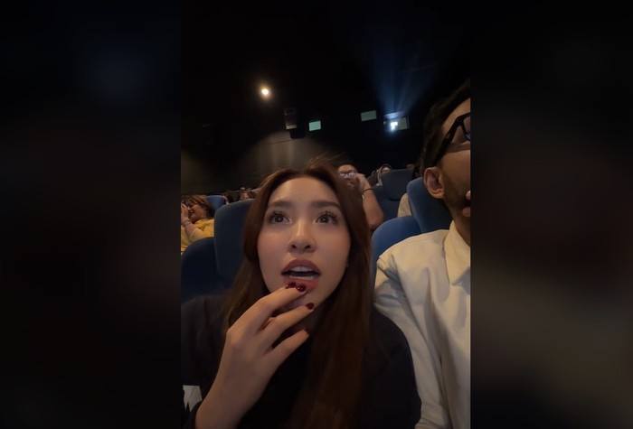 Niat Nonton Bioskop, Influencer Cantik Ini Malah Shock Liat Iklan Lazada