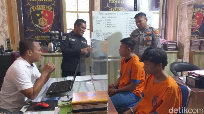 Pelaku pembacokan polisi di Kota Probolinggo yang salah satunya ketua gerombolan pemotor.