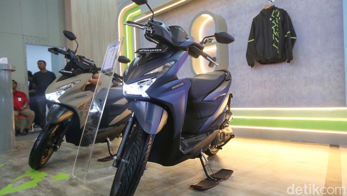 PT Astra Honda Motor (AHM) meluncurkan All New Honda BeAT series terbaru melalui sentuhan desain compact teranyar dan beragam fitur canggih yang menambah kenyamanan serta keamanan berupa Smart key dan Alarm dalam menemani aktivitas sehari-hari.