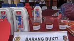 Polisi Ungkap Produksi Oli Palsu Merek Terkenal di Banten