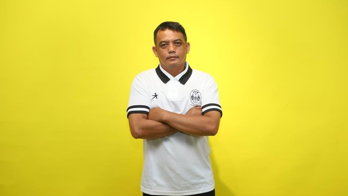 Asisten Pelatih PSIM Jogja, Erwan Hendarwanto.