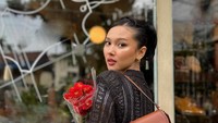 ⁠Shakira Jasmine menyatakan orang tuanya meninggal pada 2016, di mana saat itu dirinya sedang mengikuti kompetisi The Voice Kids. (Foto: dok Instagram)