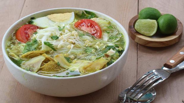 a delicious bowl of chicken soto. soto ayam madura
