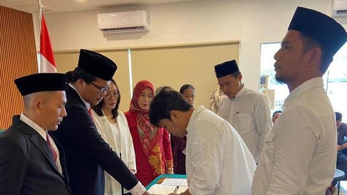 Suasana pelantikan Panwaslu Kelurahan/Desa (PKD) Kota Medan, di Kecamatan Medan Kota. (Dok. Panwaslu Kecamatan Medan Kota)