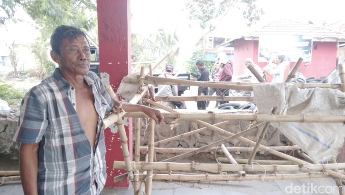 Suparman, nelayan asal Cirebon.