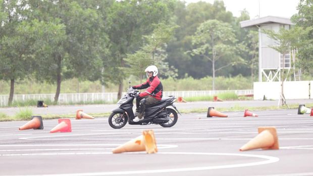 Test ride Honda BeAT 2024.