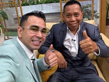 Tukul Arwana Tersenyum Lagi, Perdana Muncul di Depan Layar Setelah Sakit