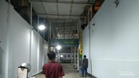 Masih di area masuk makam Habib Cikini.