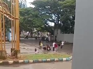 Viral 2 Bocah Ciuman Depan Teman di MPP Maros, Pemkab Telusuri