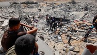 Data UNOSAT juga menunjukkan adanya 16.513 bangunan di Gaza mengalami rusak berat. 47.368 bangunan rusak sedang dan 36.825 bangunan kemungkinan rusak dengan total 137.297 bangunan. 