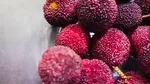10 Buah Paling Langka di Dunia, Ada yang Hanya Ada di Indonesia!