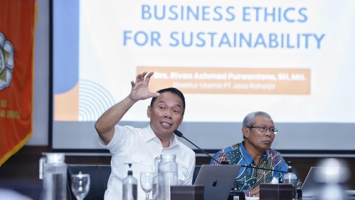 Direktur Utama Jasa Raharja Rivan A. Purwantono
