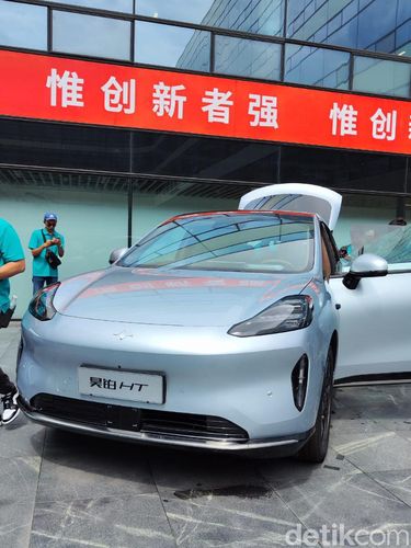 Test Drive GAC AION Hyper HT di Guangzhou, China.