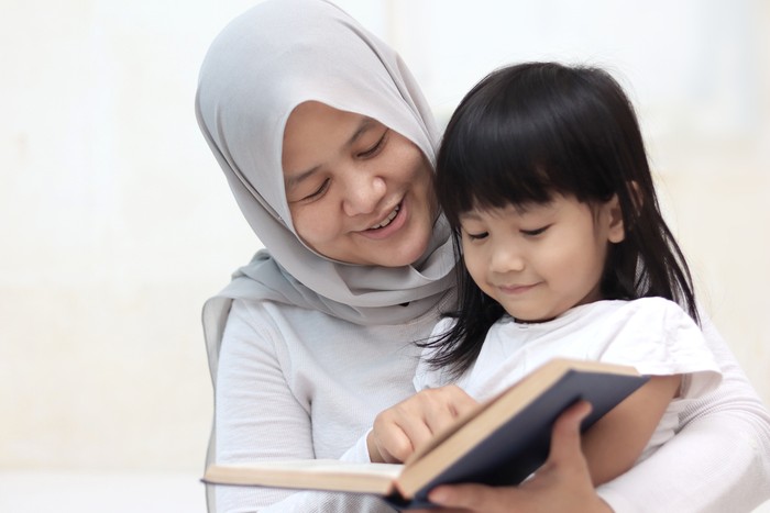 Ilustrasi Parenting Islami