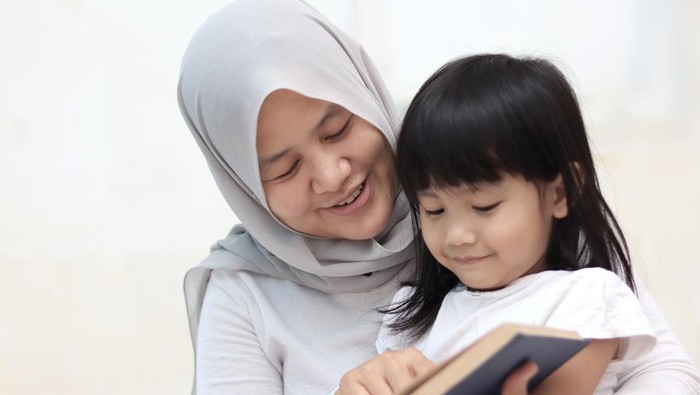 Ilustrasi Parenting Islami