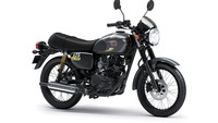 Kawasaki W175 adalah model terbaru dari keluarga W. Mengikuti W800 dan W250, desain W175 dibuat simple dan tradisional dengan proporsi klasik, tidak lekang oleh waktu, sepeda motor dengan desain sepanjang masa. Foto: Dok. Kawasaki Motor Indonesia (KMI)