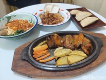 Menikmati Ragam Menu Tradisional dan Modern di Kedai Tengah Perumahan