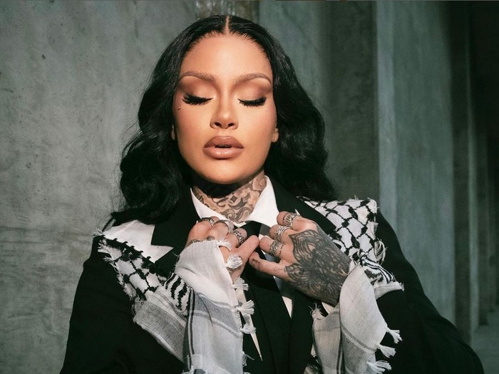 Kehlani di Video Musik Bela Palestina