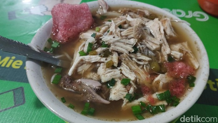 Mie Sop Bu Tuti. (Foto: Kartika Sari/detikSumut).