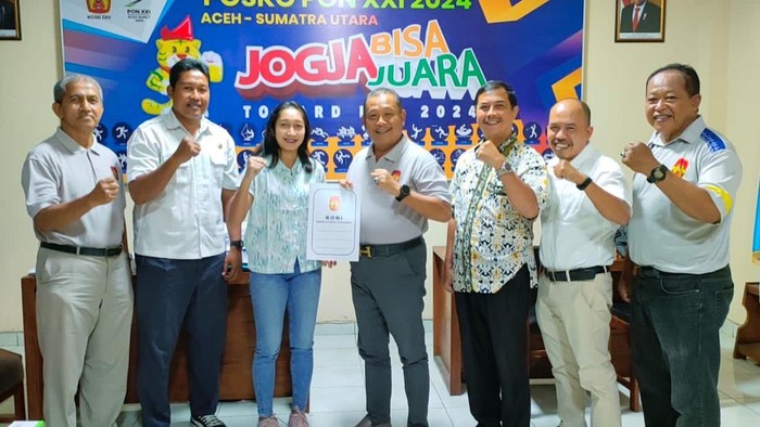 Pelepasan pesepakbola putri asal Jogja, Octavianti Dwi Nurmalita gabung Timnas Indonesia, Selasa (4/6/2024).