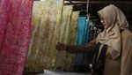 Melihat Pembuatan Batik Banyuwangi