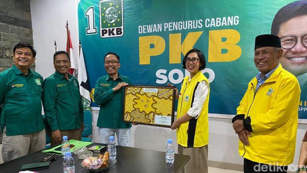 Ketua DPD Golkar Solo Sekar Tandjung saat menemui pengurus DPC PKB dan DPD Golkar Solo, Selasa (4/6/2024).